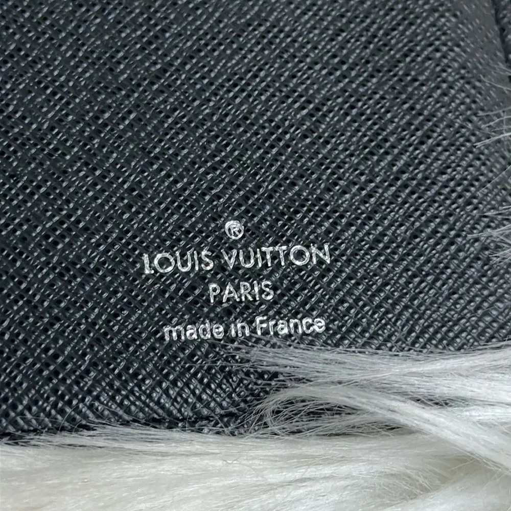 💯Authentic Louis Vuitton Bifold Long Wallet🍀